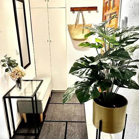 아파트 Apartament Pola Casa W 450 M Do Plazy *